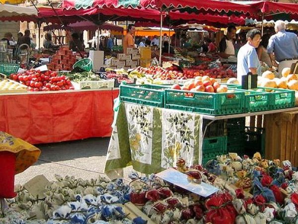 LE MARCHÉ AU CENTRE BOURG A PARTIR DU 26 AVRIL 2025