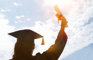 Lire la suite à propos de l’article RÉCOMPENSES AUX JEUNES DIPLOMÉS AULTOIS LE 26 MARS A 11h