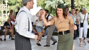 Lire la suite à propos de l’article BAL DE LA LIBÉRATION PLONGEZ DANS L’AMBIANCE 1944