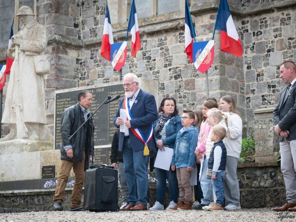 RETOUR EN IMAGES SUR LE 8 MAI 2025